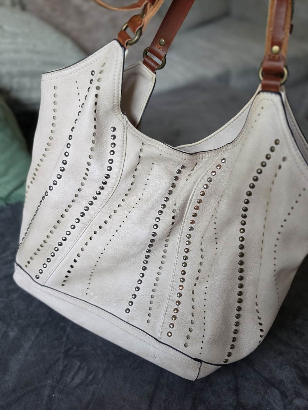 Silver Jeans Cream Faux Leather Shoulder Bag with Brown Straps